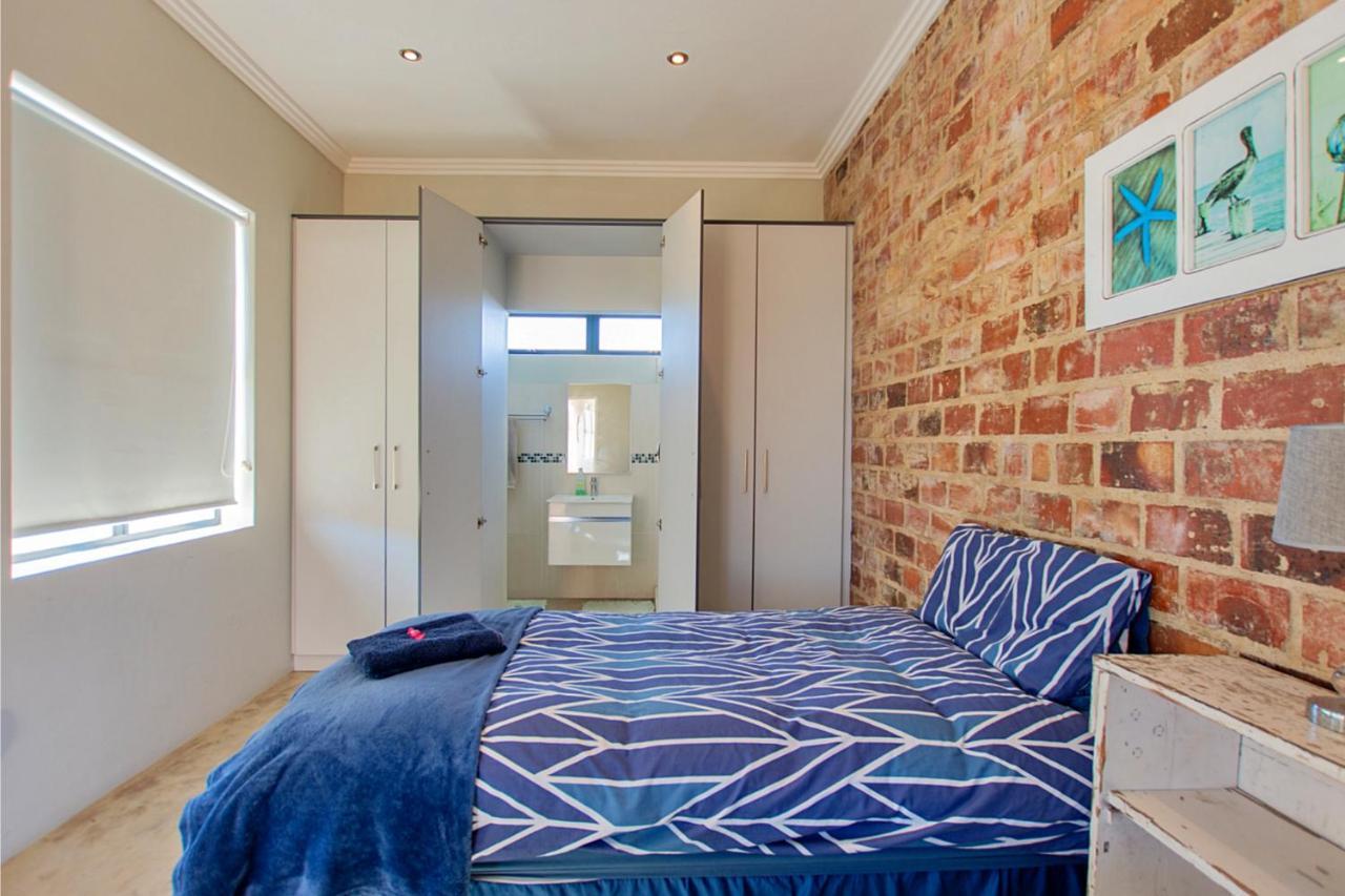 Beach Breakaway Apartment Langebaan Bagian luar foto